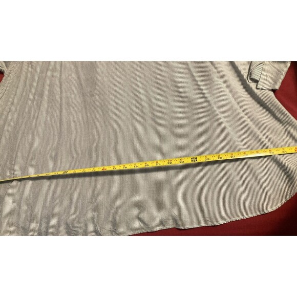 Ingrid & Isabel Maternity Blouse XL Blue White Pin Stripe - Picture 11 of 16